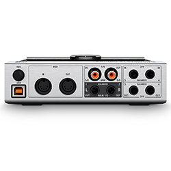 Native-InstrumentsKomplete-Audio-6-Features