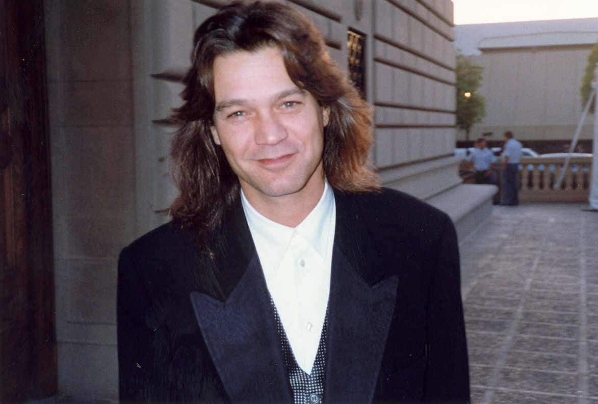 a dutch american musician eddie van halen